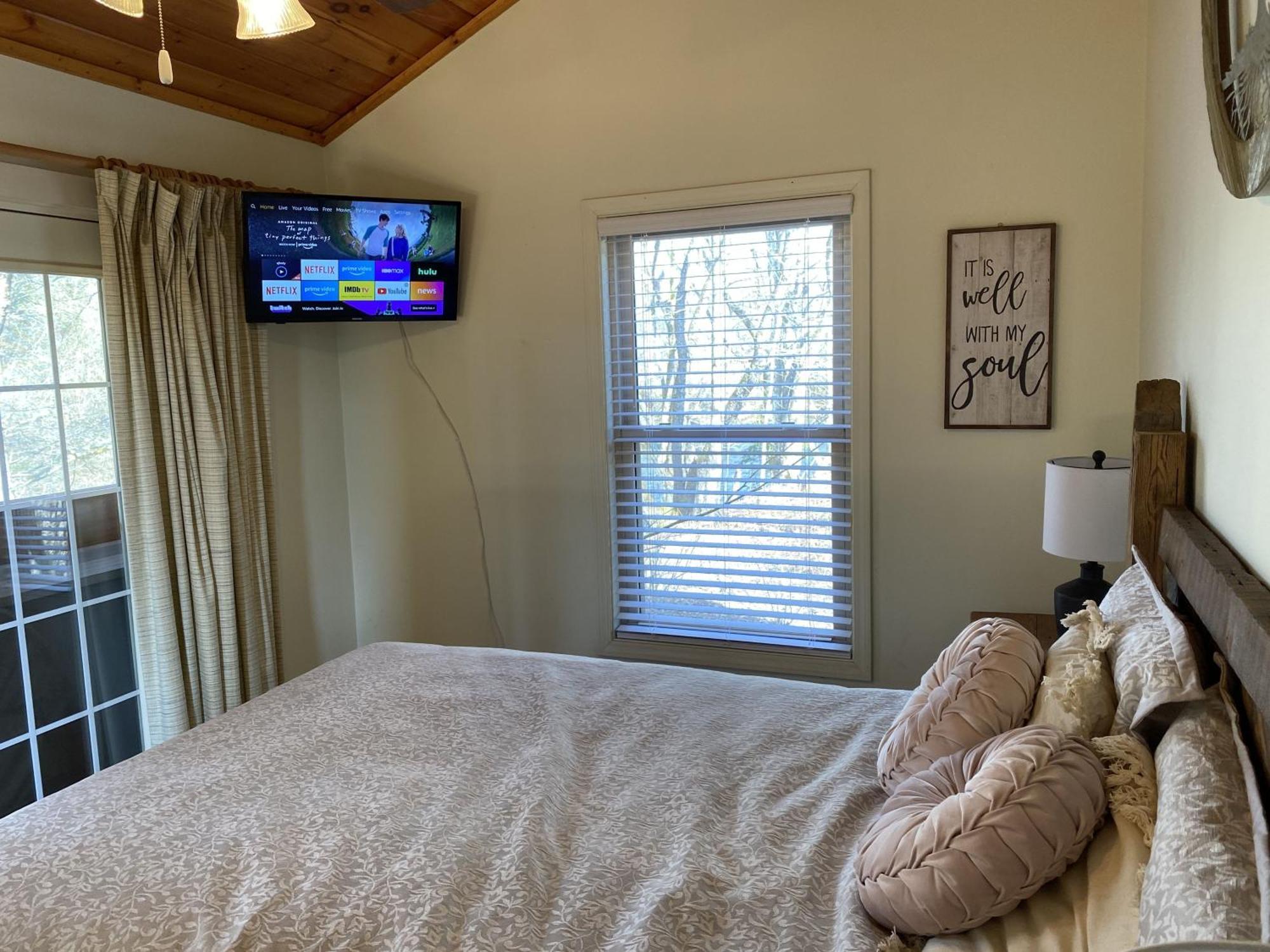 Gray'S Place On Cosby Creek - 2 Bedrooms, 2 Baths, Sleeps 6 Home ภายนอก รูปภาพ