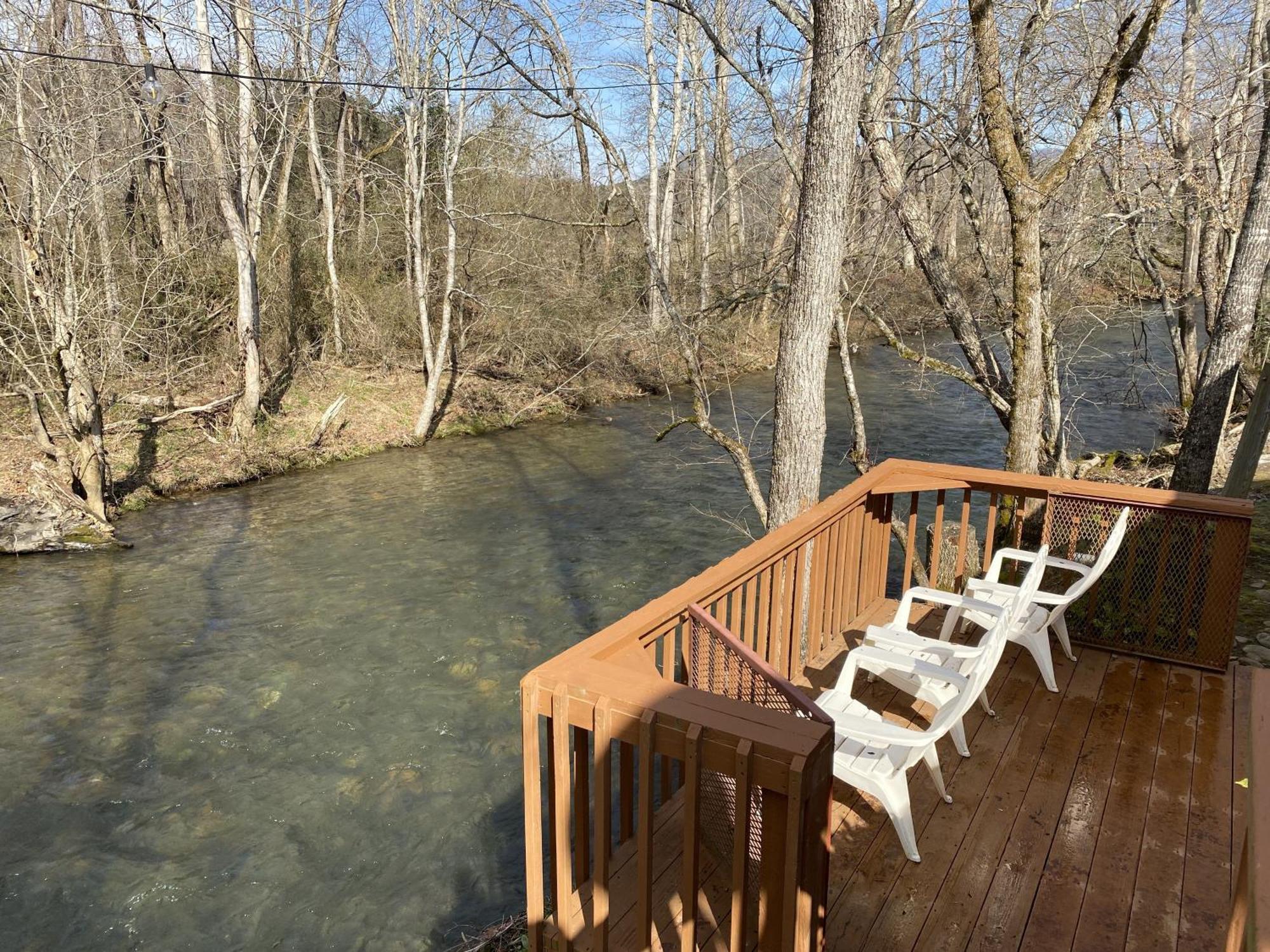 Gray'S Place On Cosby Creek - 2 Bedrooms, 2 Baths, Sleeps 6 Home ภายนอก รูปภาพ