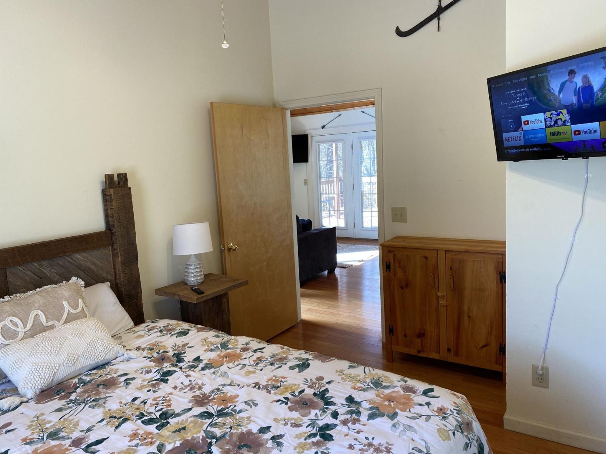 Gray'S Place On Cosby Creek - 2 Bedrooms, 2 Baths, Sleeps 6 Home ภายนอก รูปภาพ